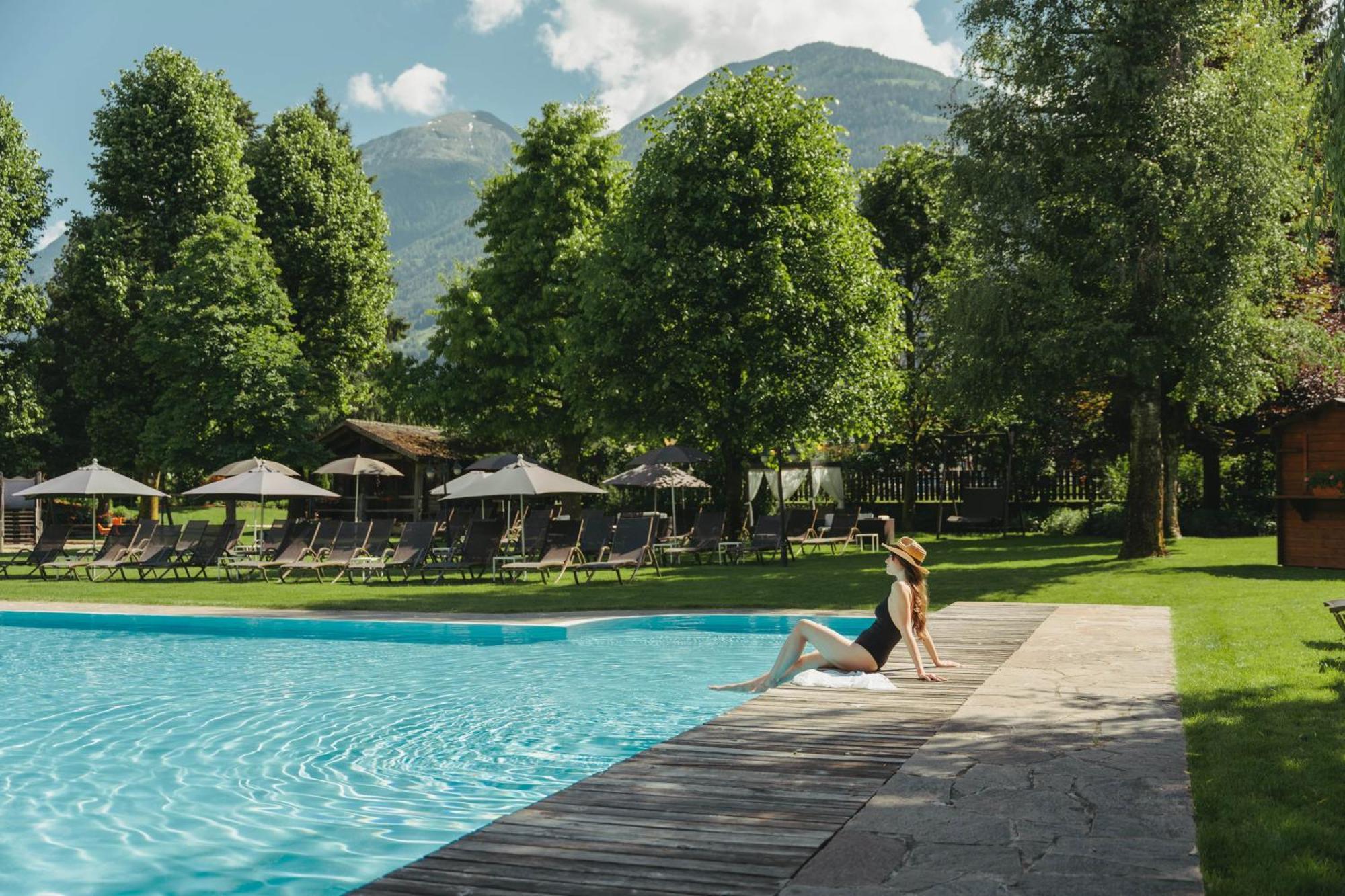 Ferien & Wellnesshotel Windschar Brunico Extérieur photo